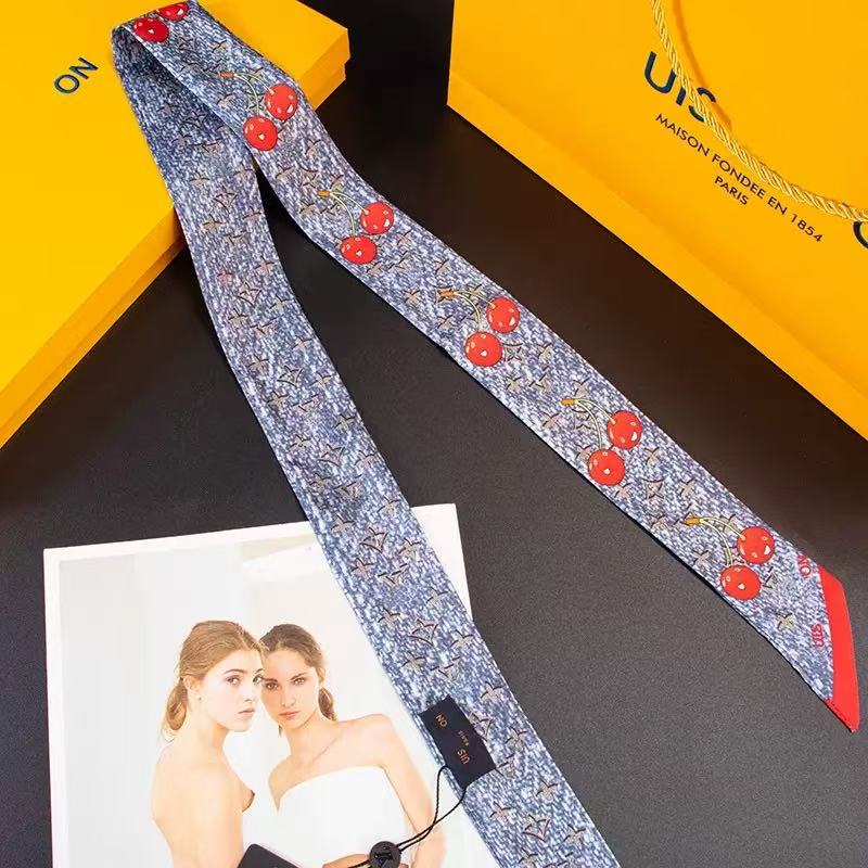 $12.8 Bag Scarf