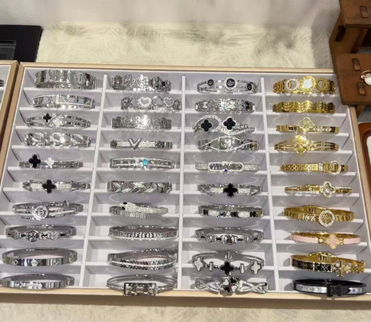 12.8 bracelet checkout