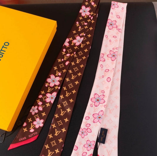 $12.8 Bag Scarf